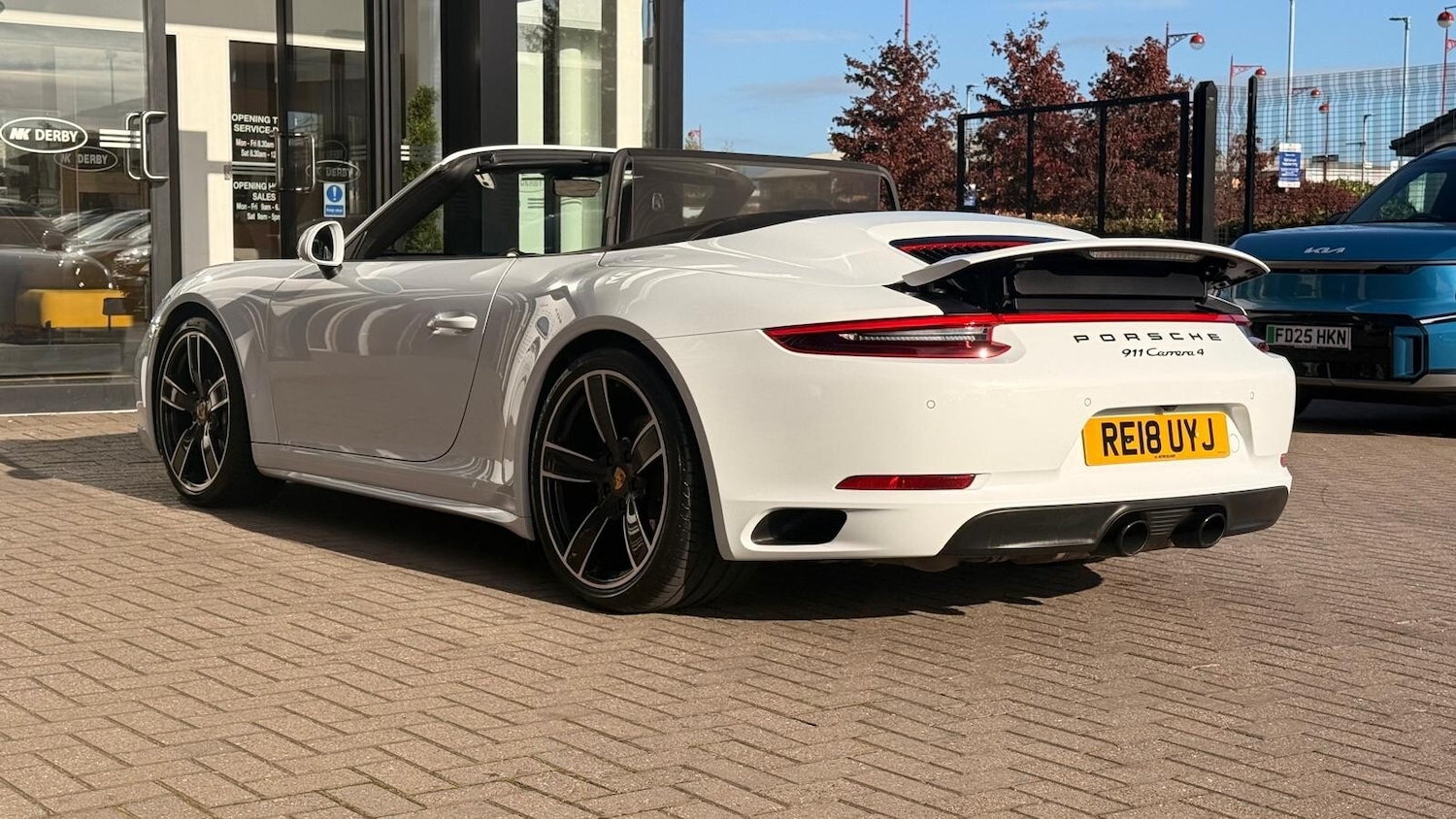 Used Porsche 911 2018 for sale - 76190992: Photo 16