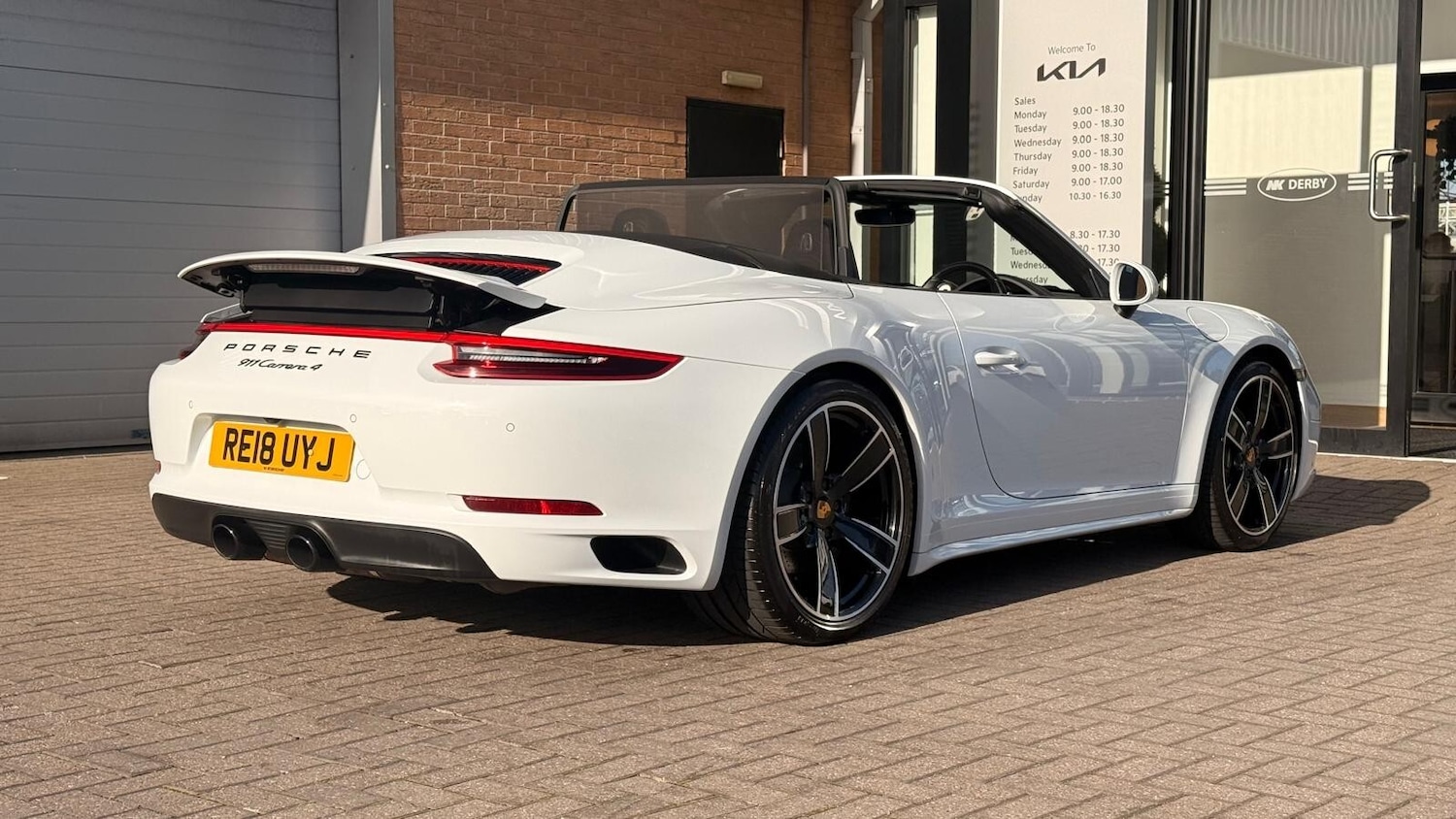 Used Porsche 911 2018 for sale - 76190992: Photo 9