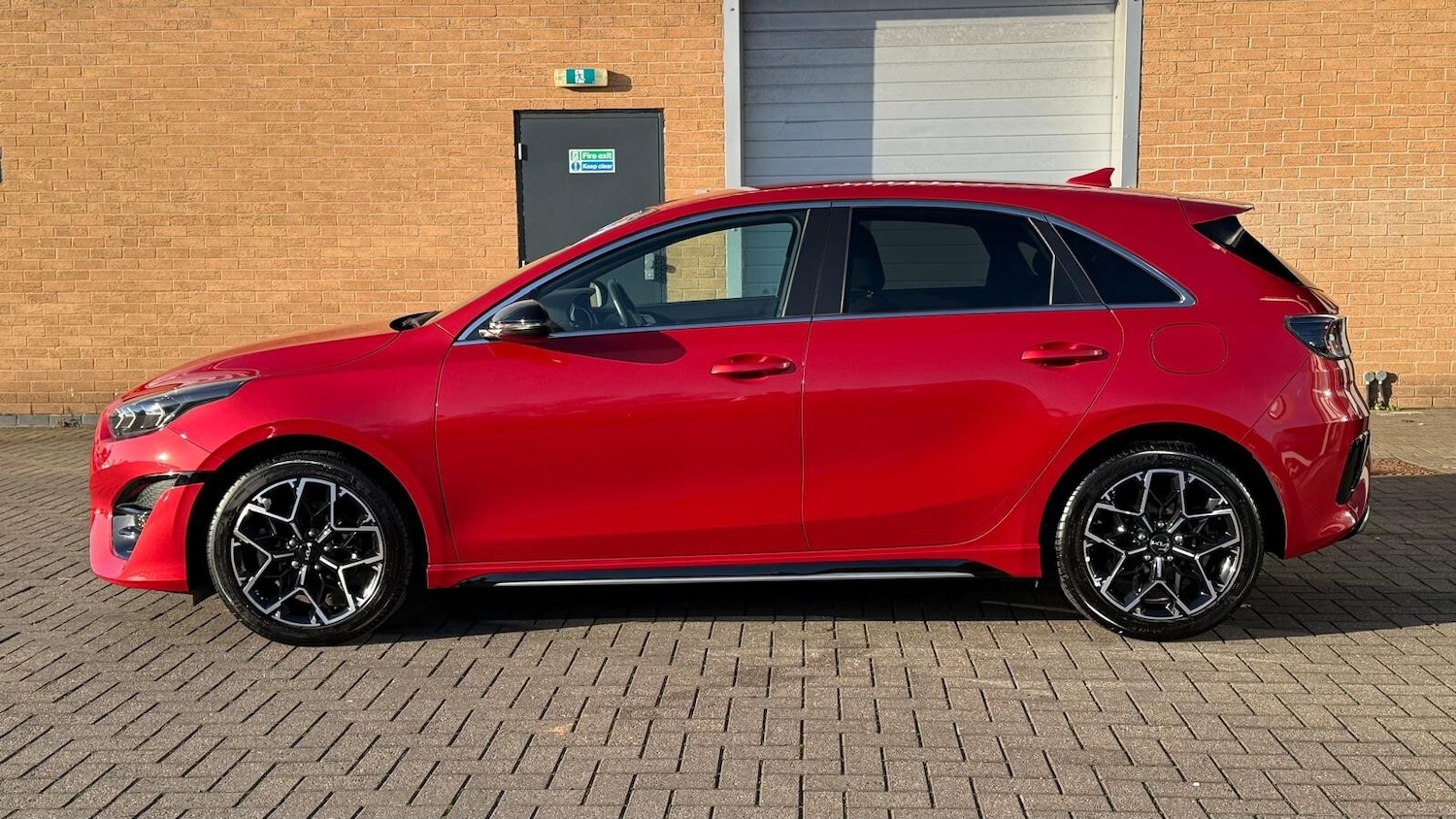 Used Kia Ceed 2025 for sale - 76615096: Photo 5