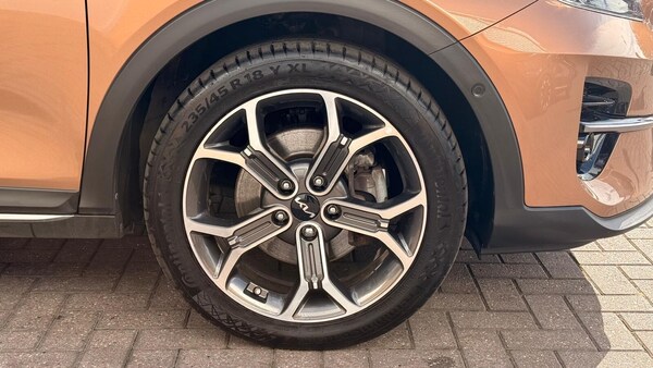 Used Kia XCeed 2021 for sale - 76104158: Photo 14