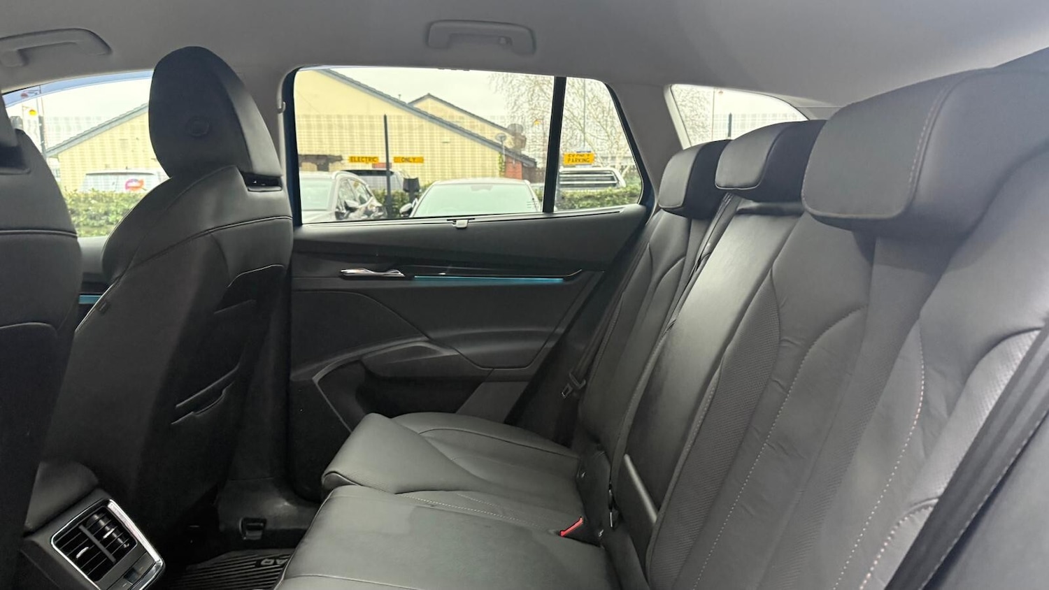 Used Skoda Enyaq 2023 for sale - 77035838: Photo 21