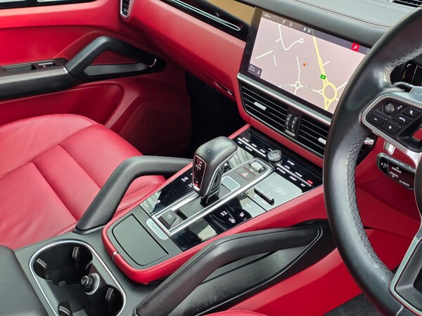 Used Porsche Cayenne 2018 for sale - 75660353: Photo 25