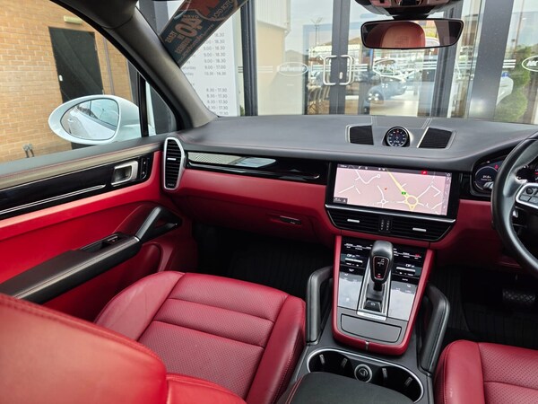 Used Porsche Cayenne 2018 for sale - 75660353: Photo 28