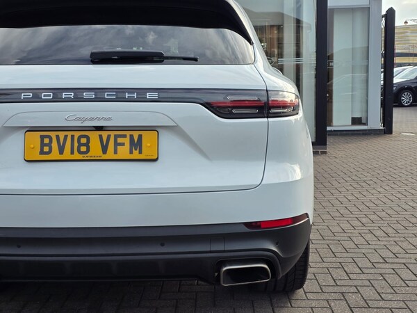 Used Porsche Cayenne 2018 for sale - 75660353: Photo 9
