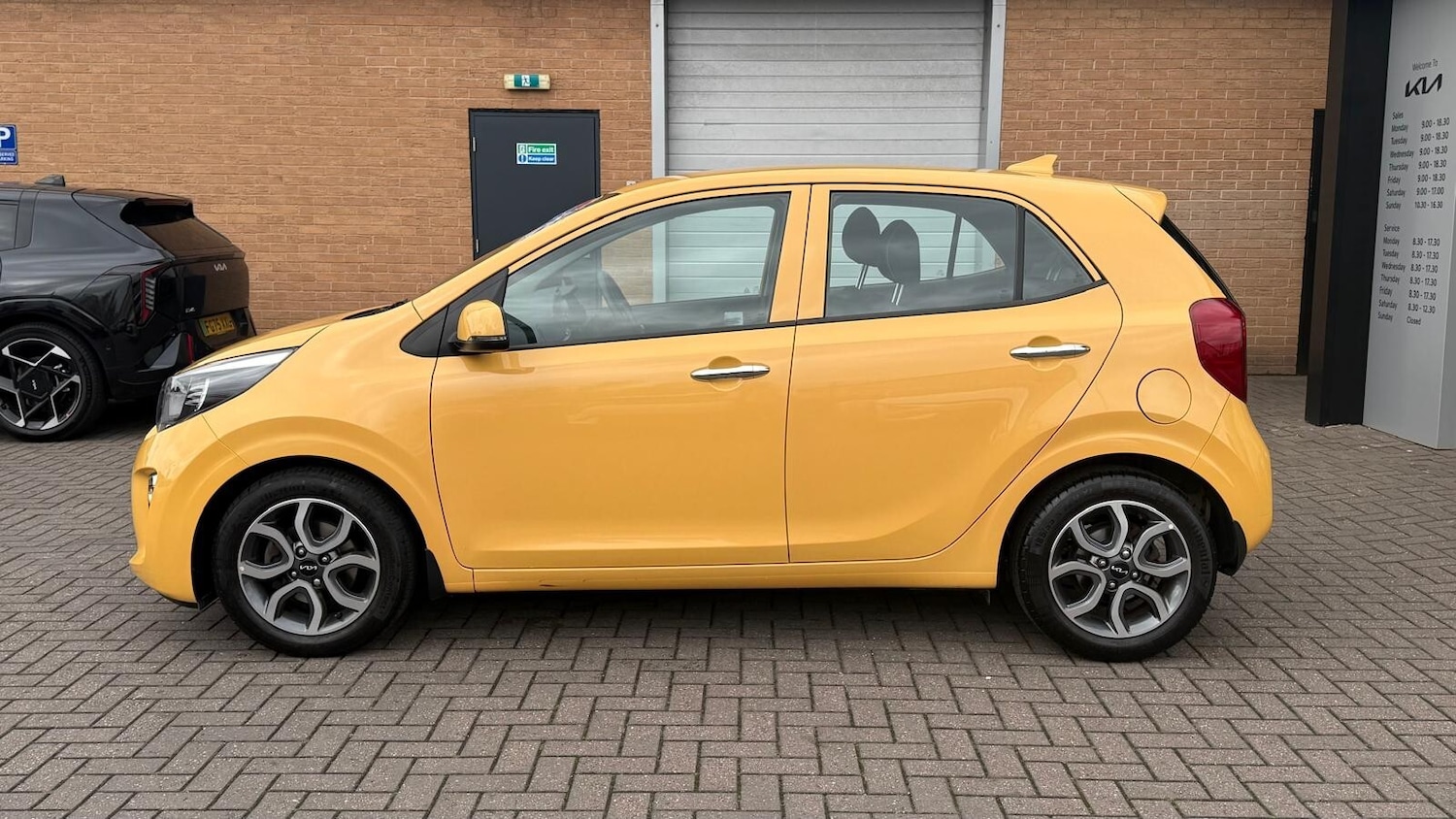 Used Kia Picanto 2023 for sale - 76487336: Photo 5