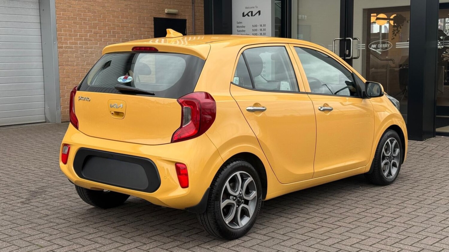 Used Kia Picanto 2023 for sale - 76487336: Photo 6