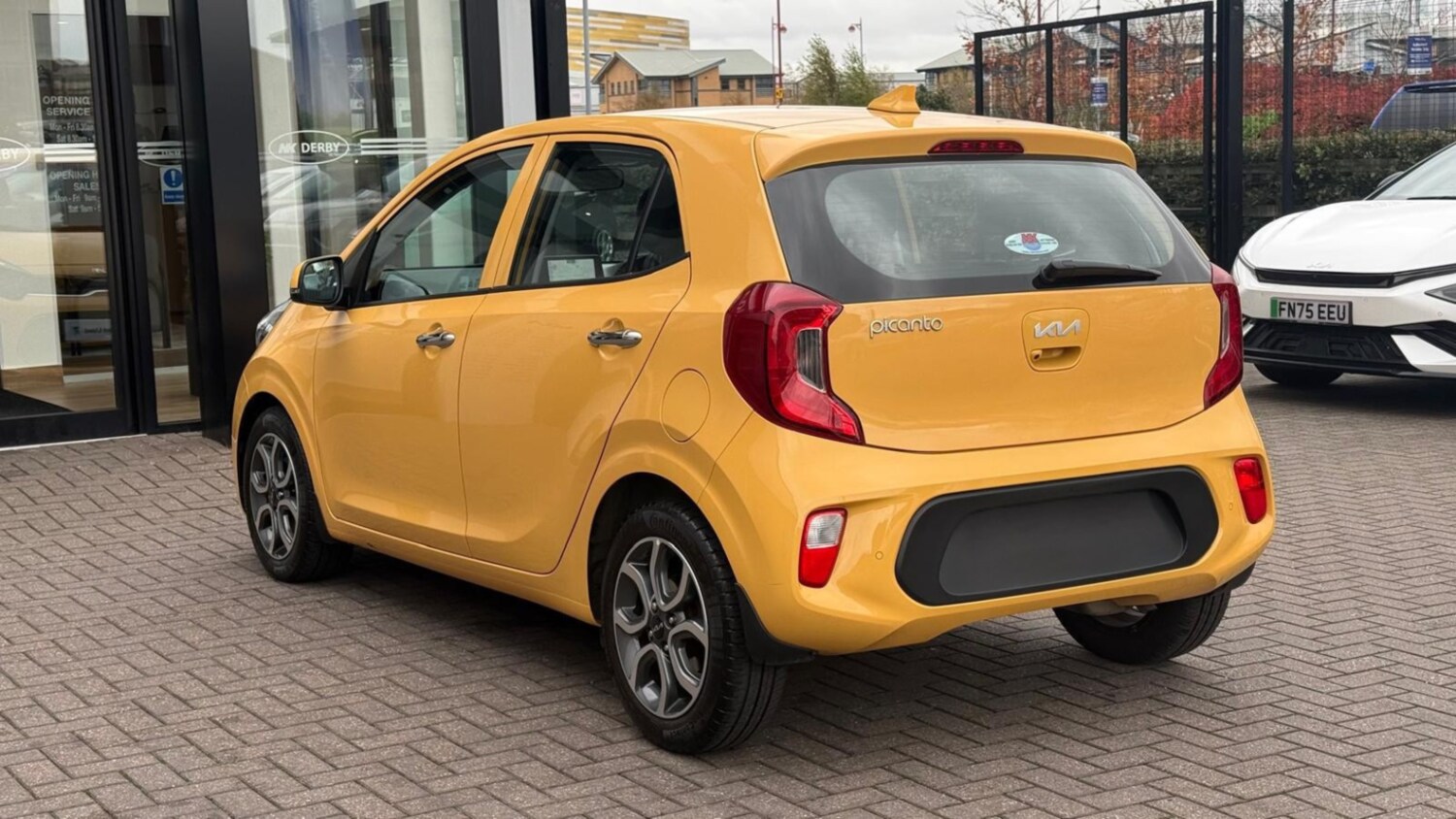 Used Kia Picanto 2023 for sale - 76487336: Photo 9