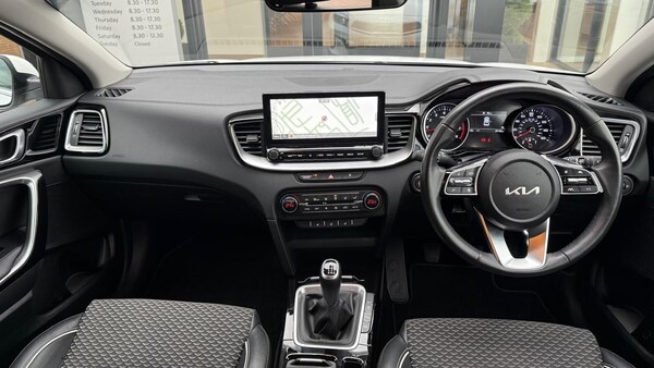 Used Kia XCeed 2023 for sale - 76203815: Photo 11