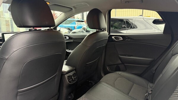 Used Kia XCeed 2023 for sale - 76203815: Photo 22