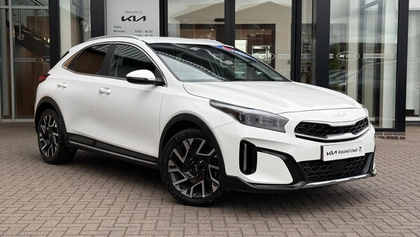 Used Kia XCeed 2023 for sale - 76203815: Photo 2