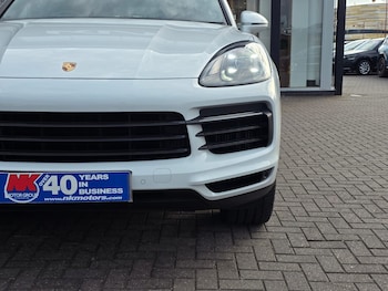 Used Porsche Cayenne 2018 for sale - 75558844: Photo