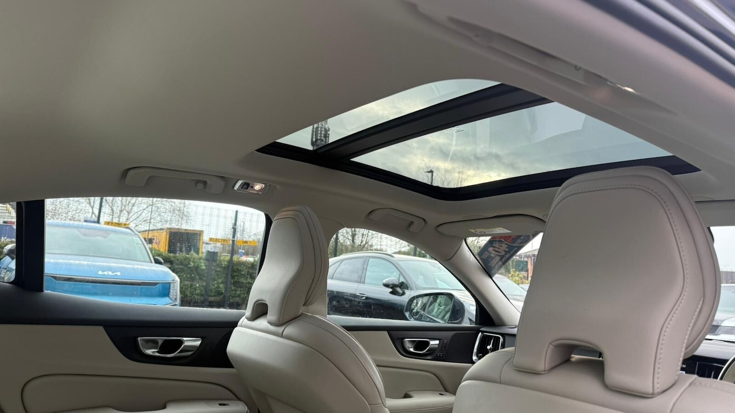 Used Volvo S60 2020 for sale - 76948338: Photo 26