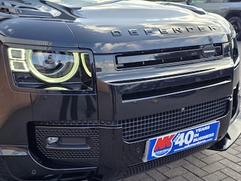 Used Land Rover Defender 2022 for sale - 75405967: Photo
