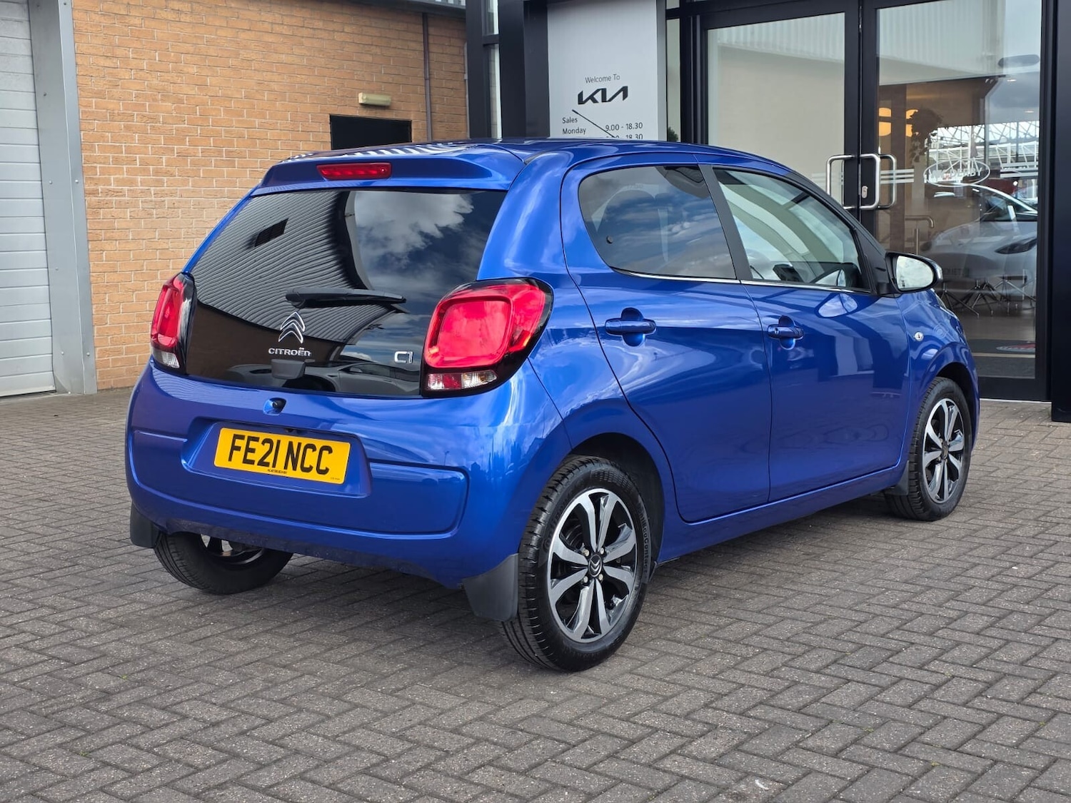 Vehicle 6