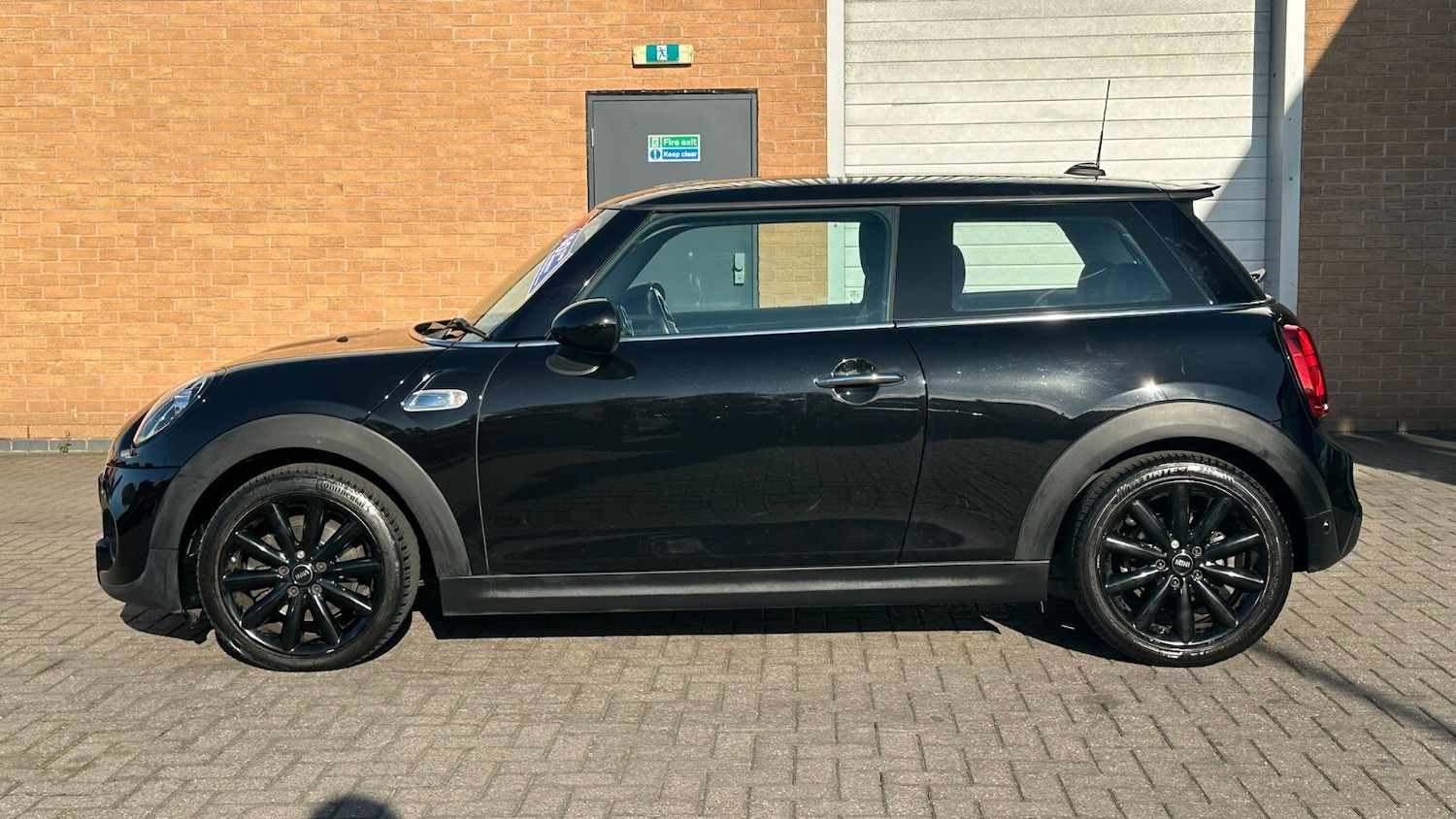 Used MINI Hatch 2018 for sale - 76055760: Photo 10