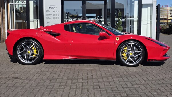 Used Ferrari F8 Spider 2021 for sale - 75660257: Photo 13