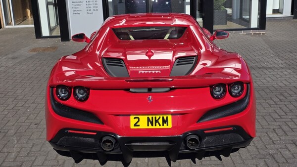Used Ferrari F8 Spider 2021 for sale - 75660257: Photo 18