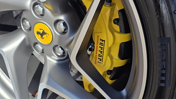 Used Ferrari F8 Spider 2021 for sale - 75660257: Photo 34