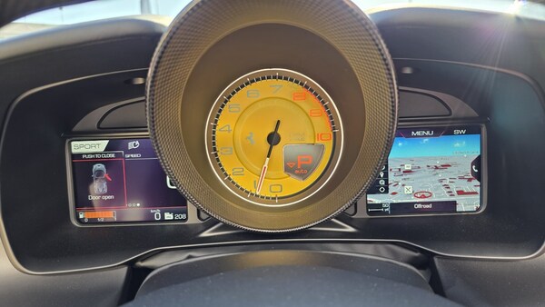 Used Ferrari F8 Spider 2021 for sale - 75660257: Photo 58