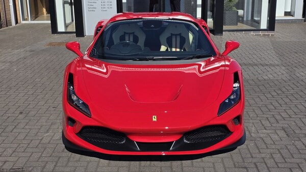 Used Ferrari F8 Spider 2021 for sale - 75660257: Photo 9