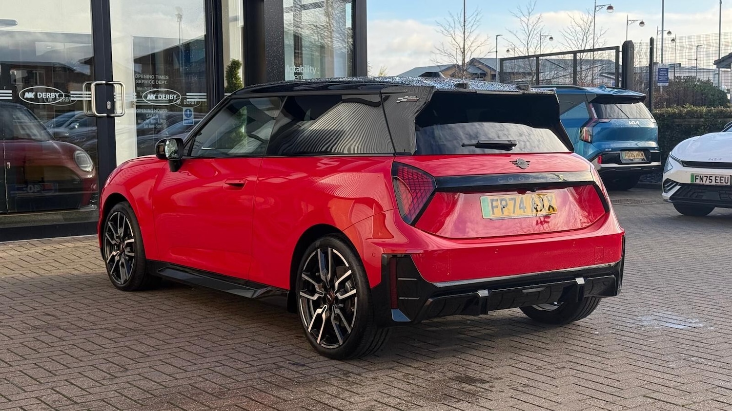 Used MINI Cooper 2024 for sale - 76630290: Photo 11