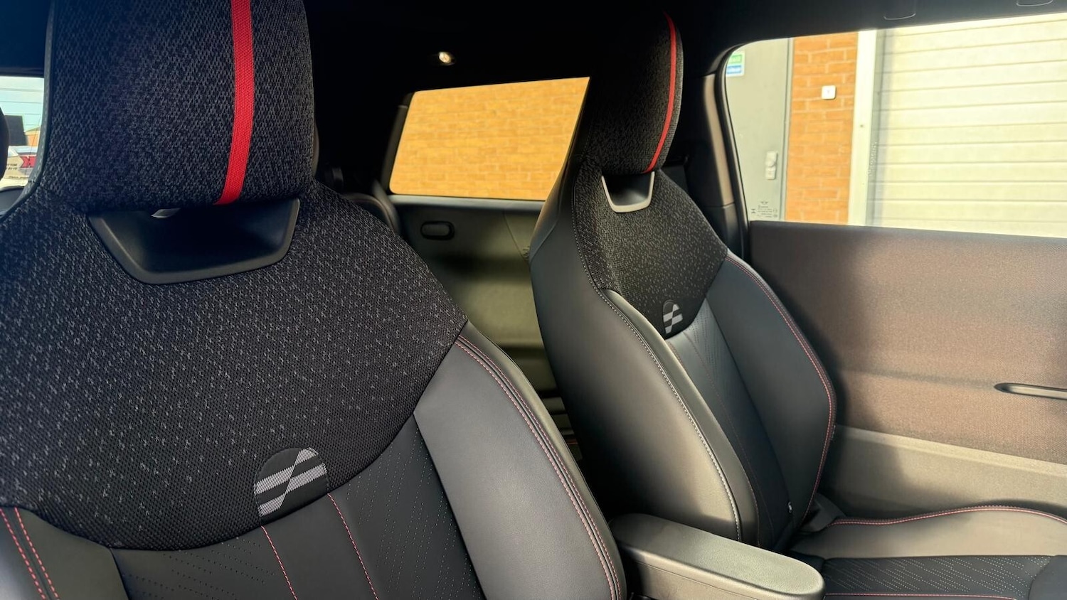 Used MINI Cooper 2024 for sale - 76630290: Photo 25