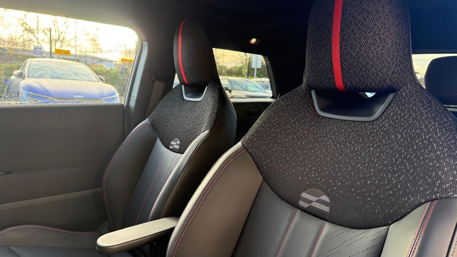 Used MINI Cooper 2024 for sale - 76630290: Photo 27