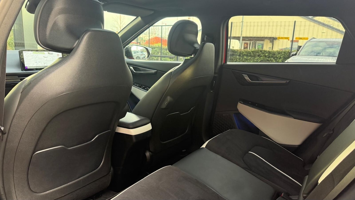 Used Kia EV6 2024 for sale - 76514915: Photo 33