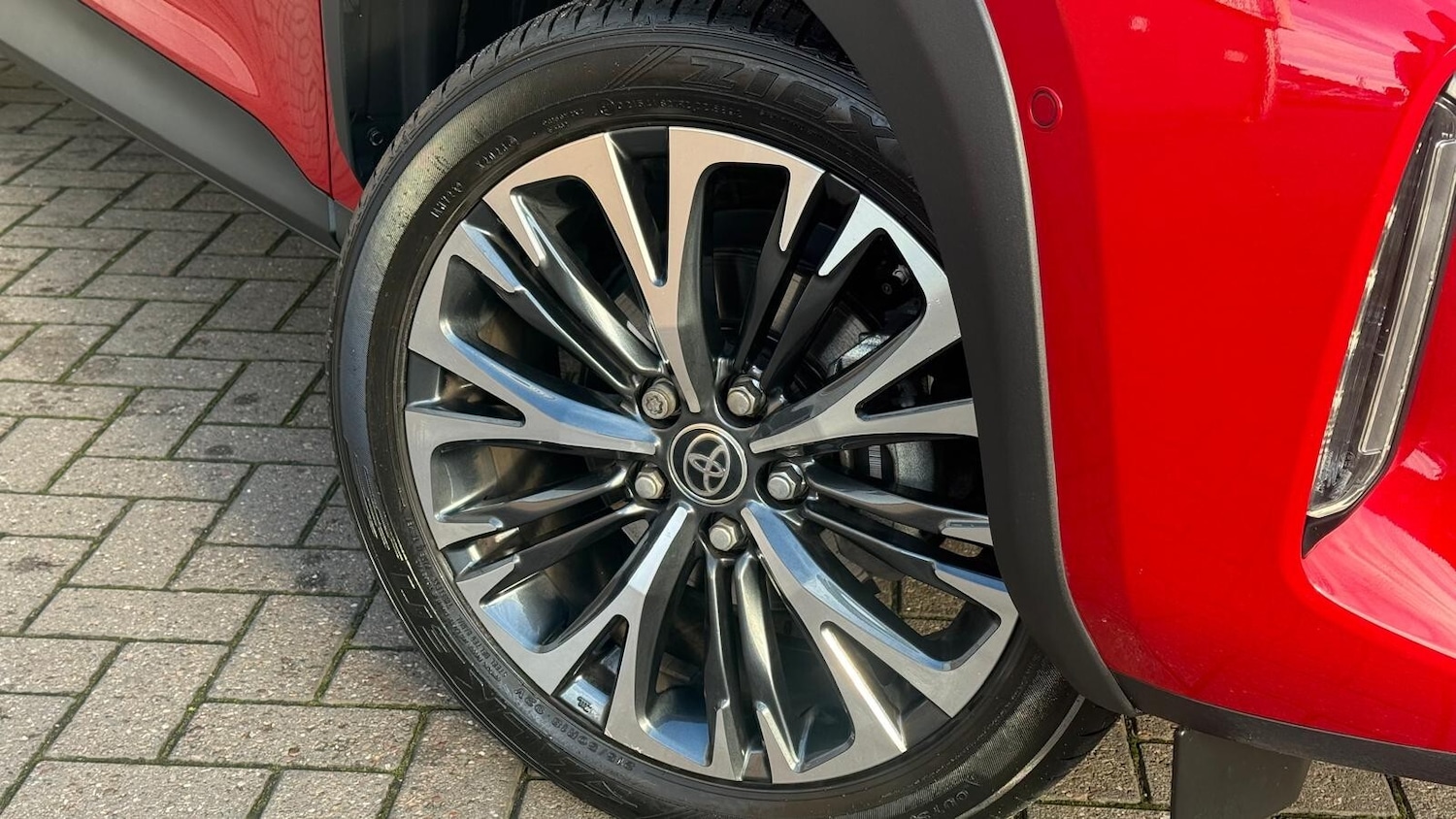 Used Toyota Yaris Cross 2023 for sale - 76960062: Photo 14