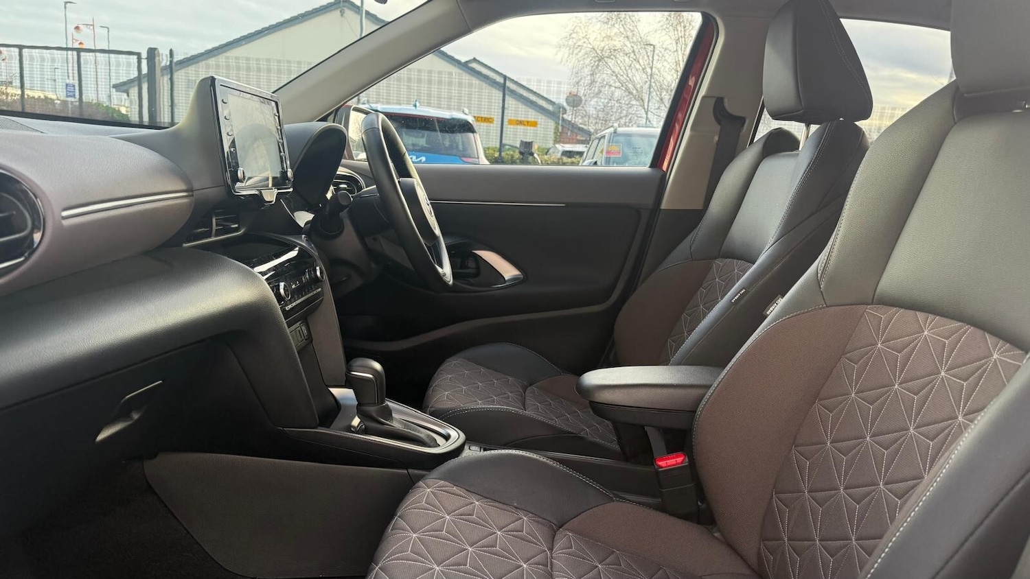 Used Toyota Yaris Cross 2023 for sale - 76960062: Photo 27