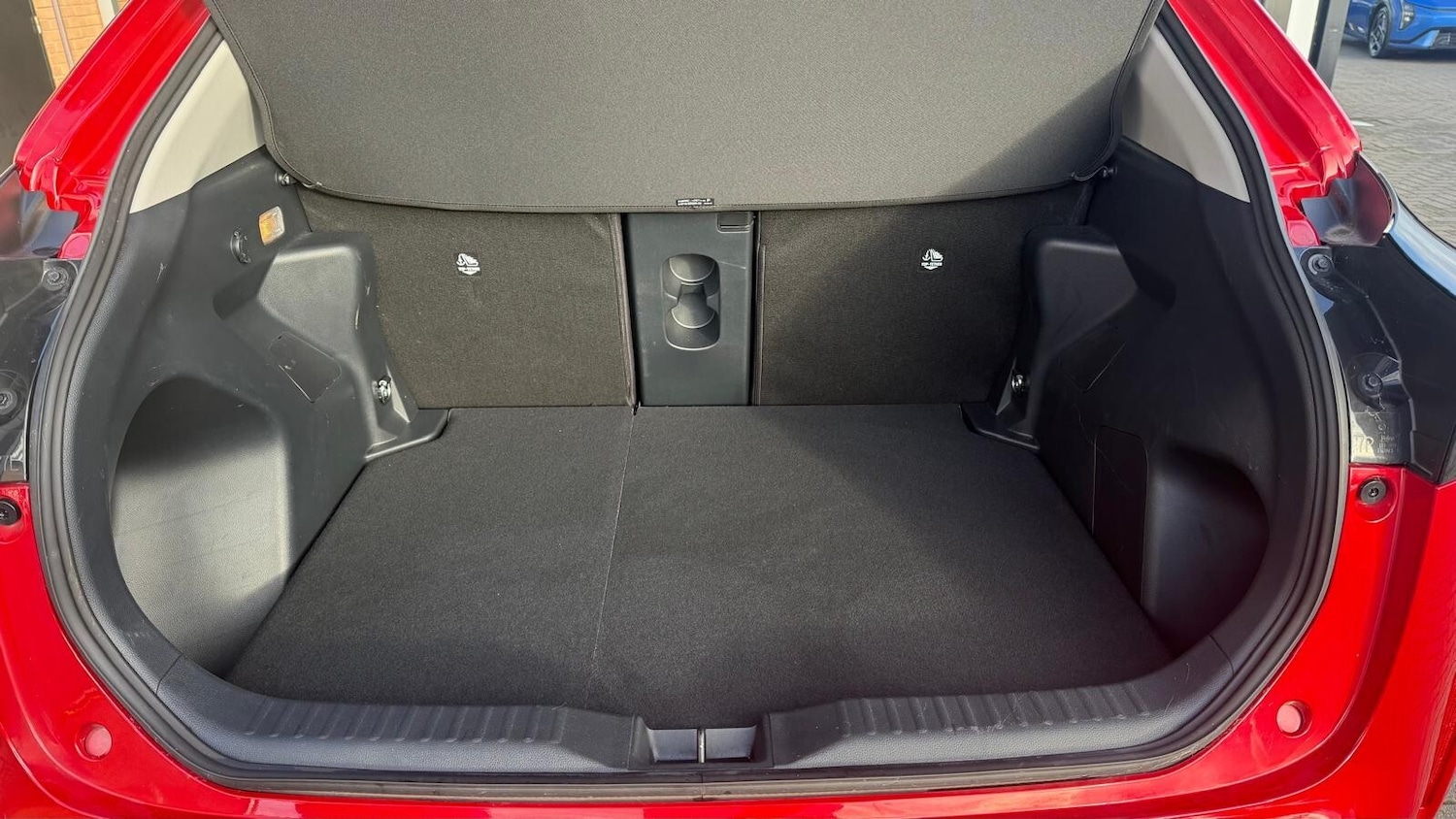 Used Toyota Yaris Cross 2023 for sale - 76960062: Photo 8