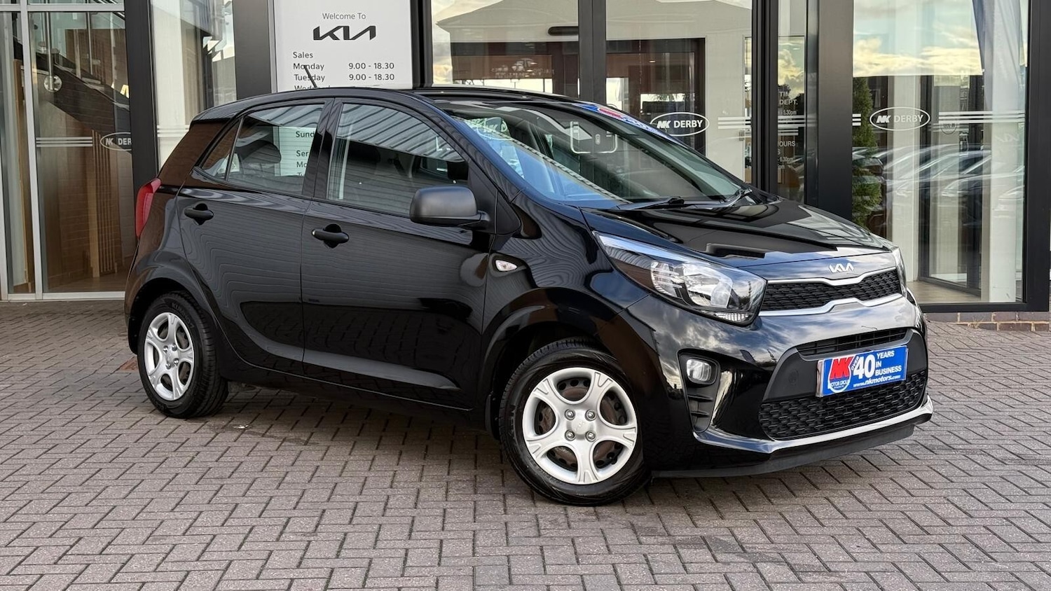 Used Kia Picanto 2022 for sale - 76366537: Photo 2
