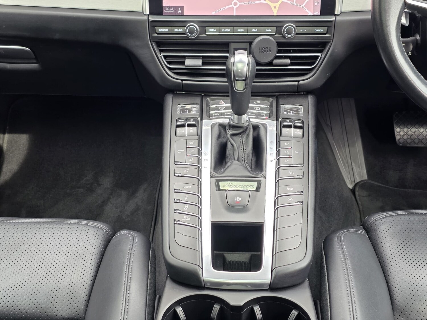 Used Porsche Macan 2019 for sale - 76344082: Photo 23