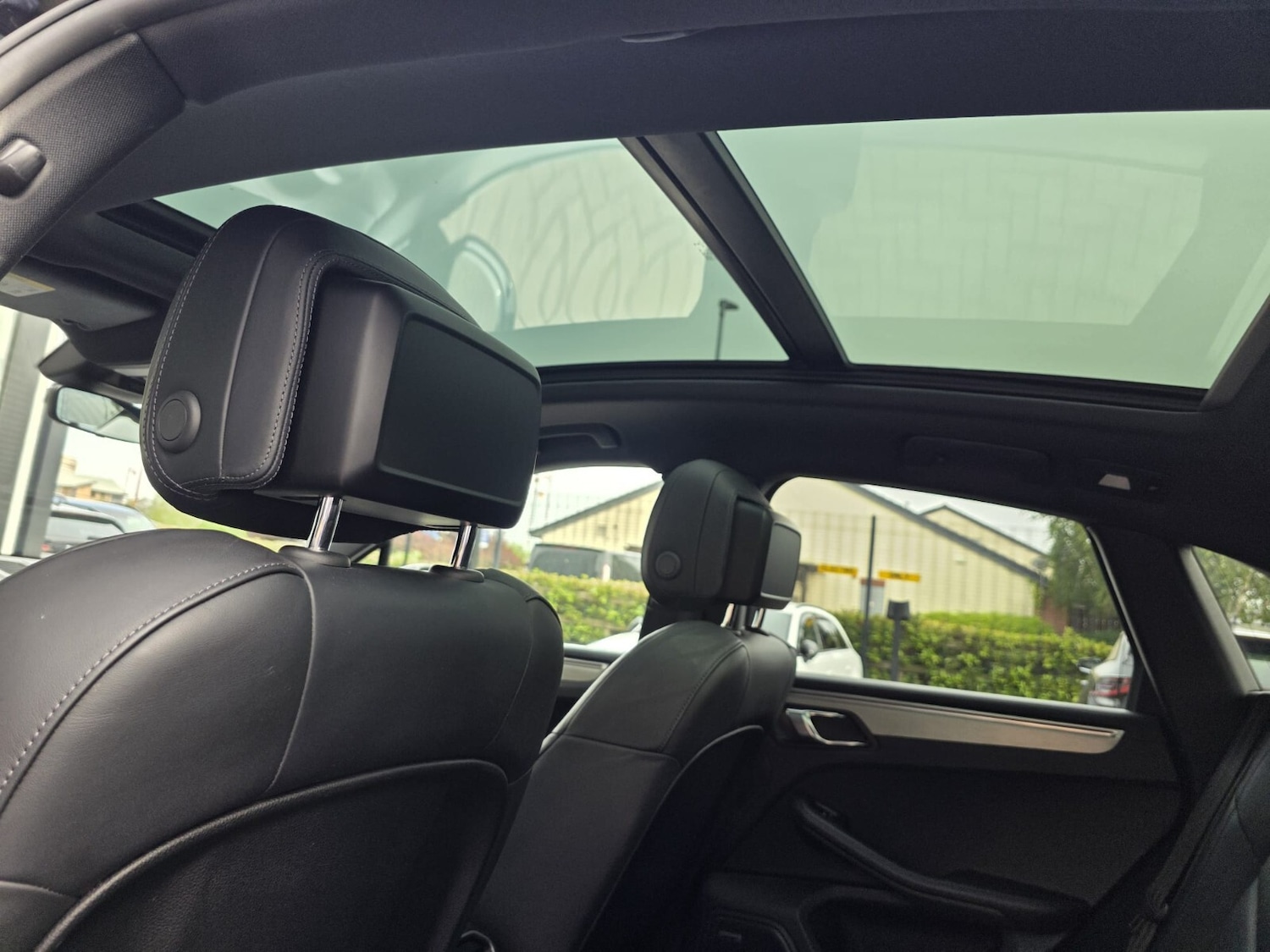 Used Porsche Macan 2019 for sale - 76344082: Photo 36