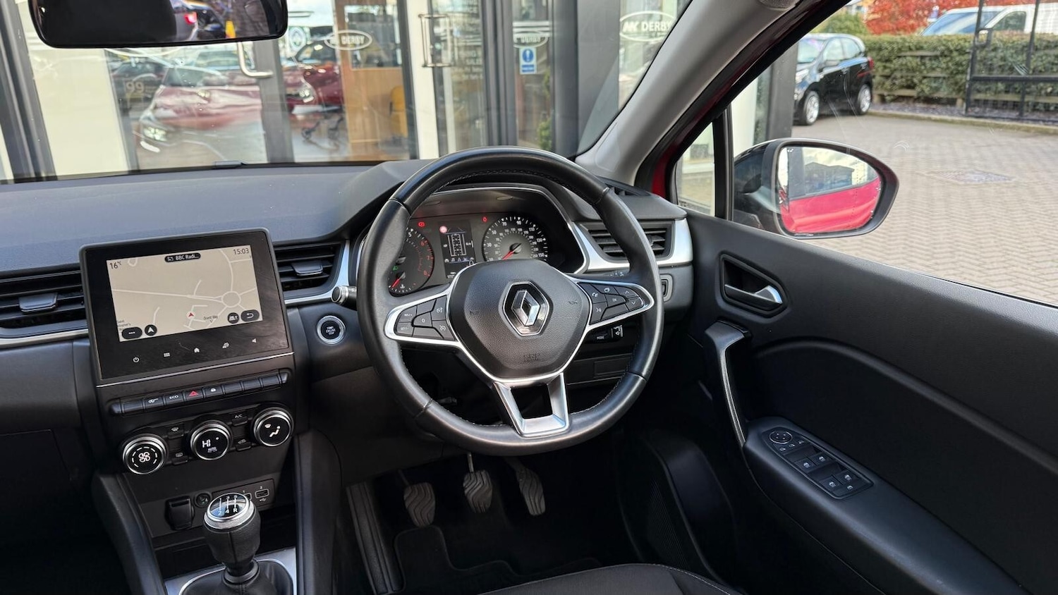 Used Renault Captur 2021 for sale - 76338860: Photo 15