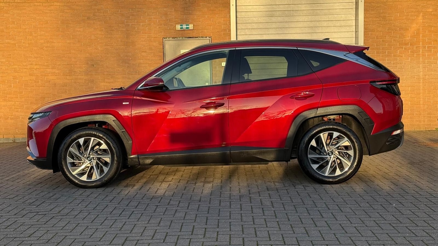 Used Hyundai TUCSON 2023 for sale - 77047526: Photo 5