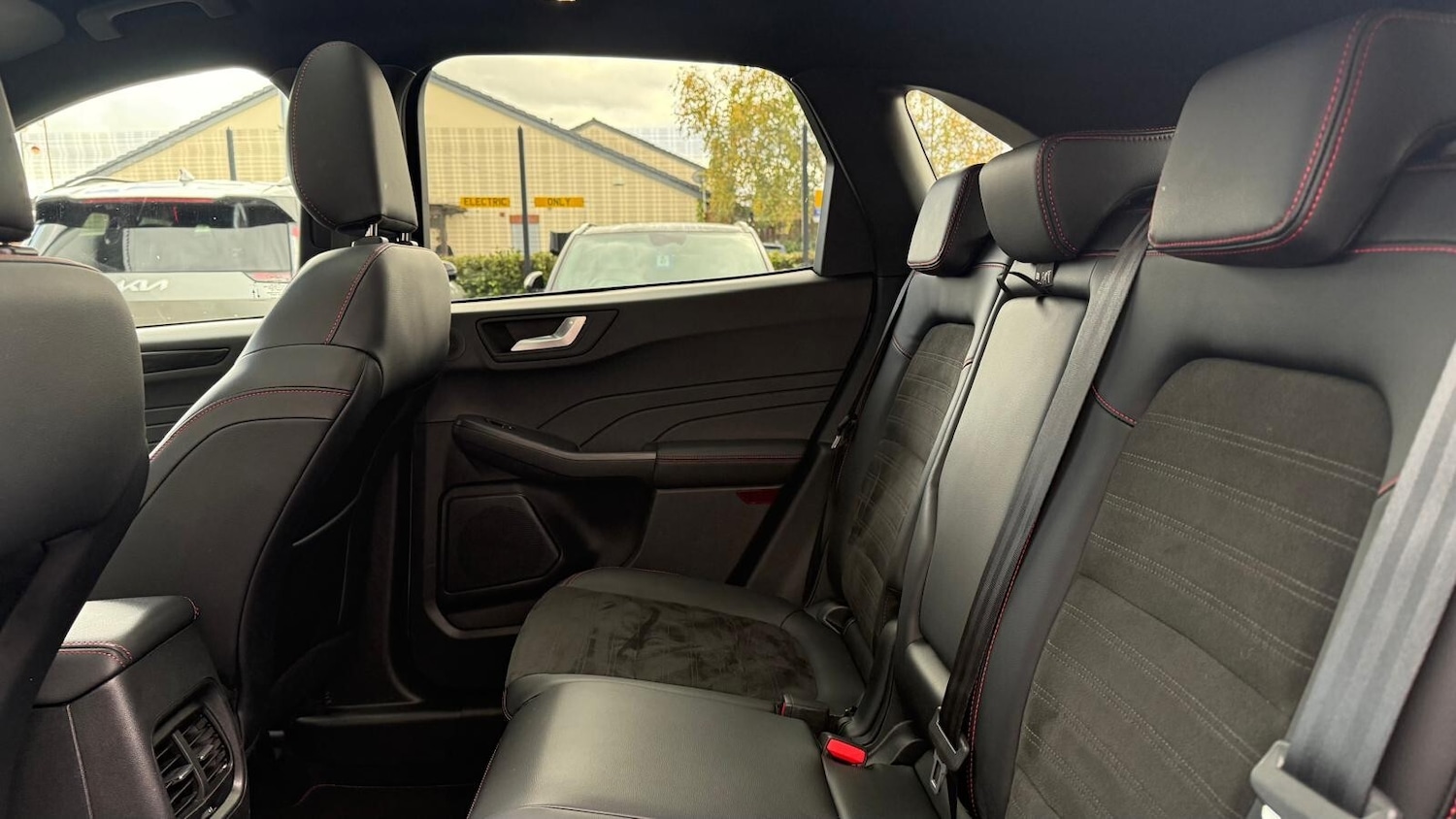 Used Ford Kuga 2023 for sale - 76344035: Photo 30