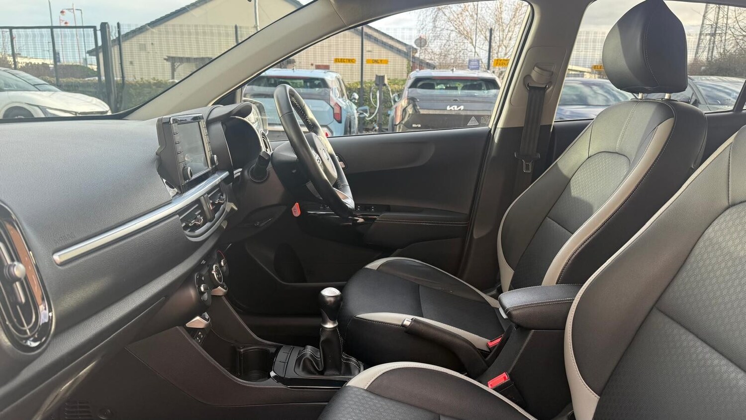 Used Kia Picanto 2019 for sale - 76842093: Photo 24