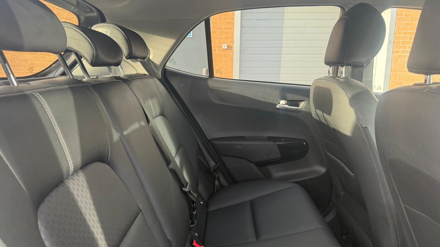 Used Kia Picanto 2019 for sale - 76842093: Photo 28