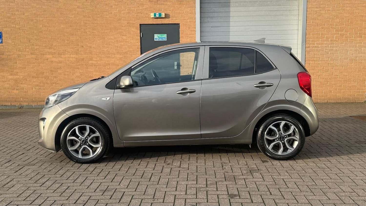 Used Kia Picanto 2019 for sale - 76842093: Photo 5