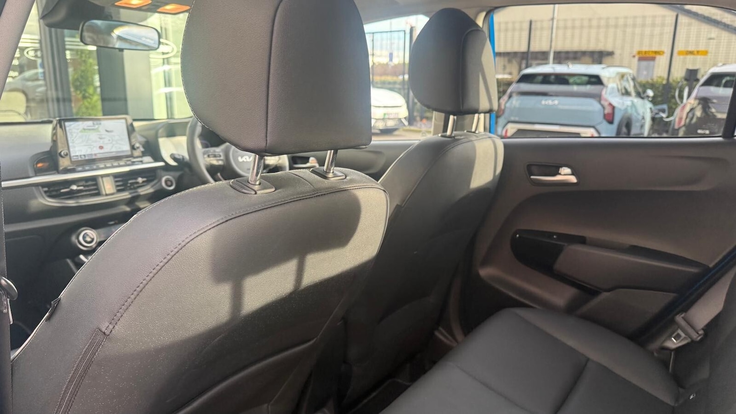 Used Kia Picanto 2024 for sale - 76841920: Photo 23