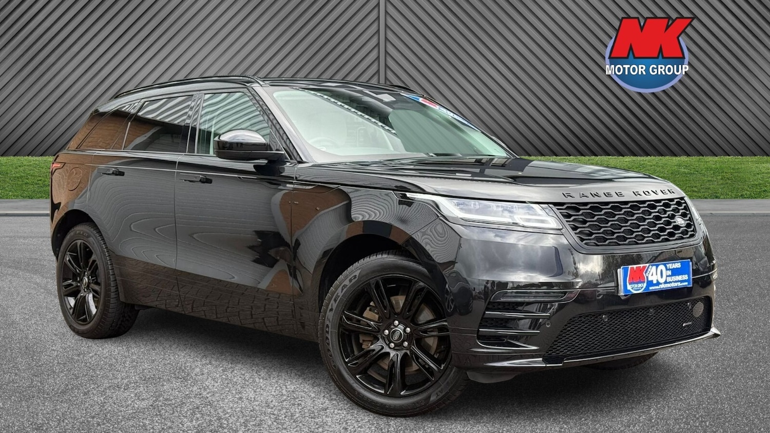 Used Land Rover Range Rover Velar 2023 for sale - 76321856: Photo 1