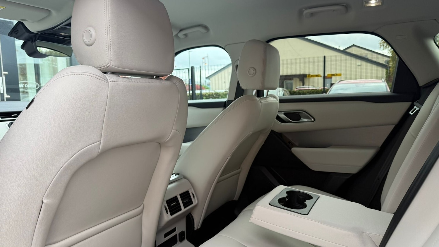 Used Land Rover Range Rover Velar 2023 for sale - 76321856: Photo 30