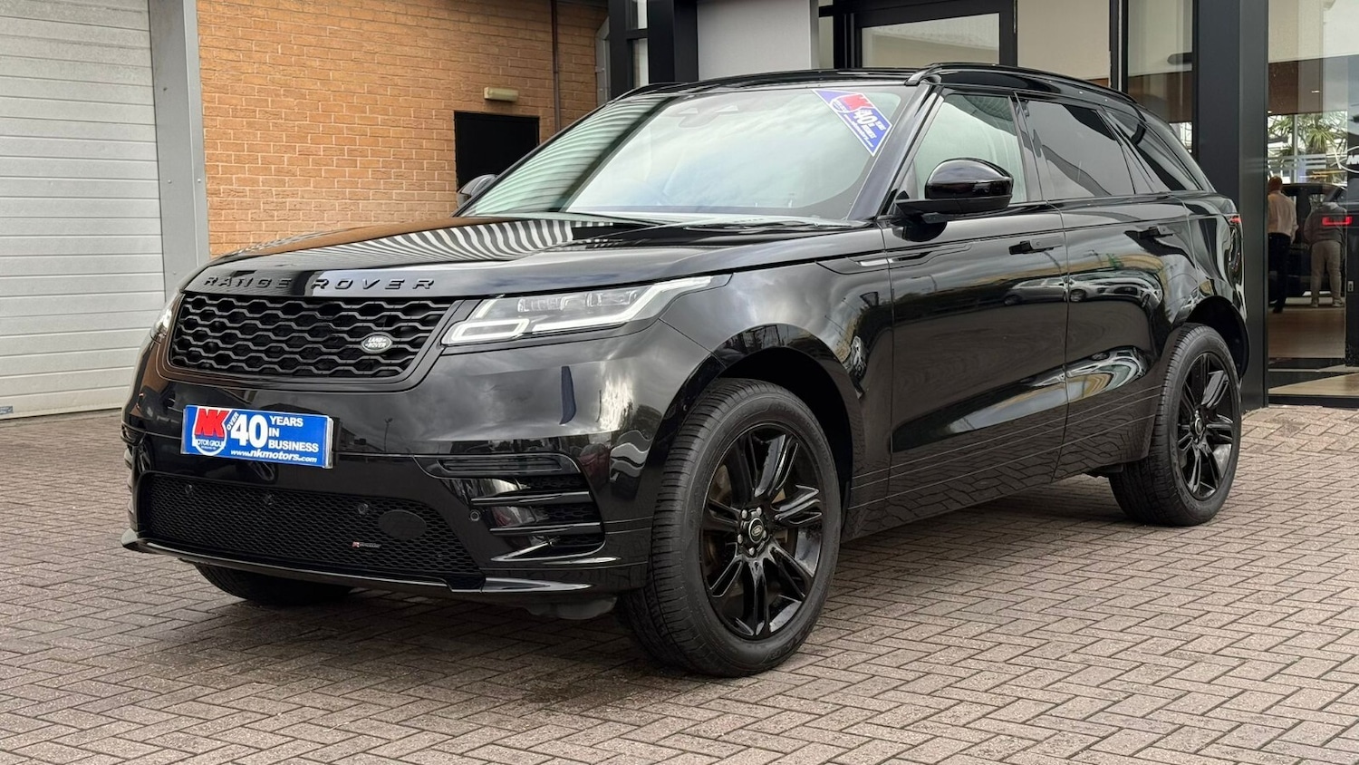 Used Land Rover Range Rover Velar 2023 for sale - 76321856: Photo 5