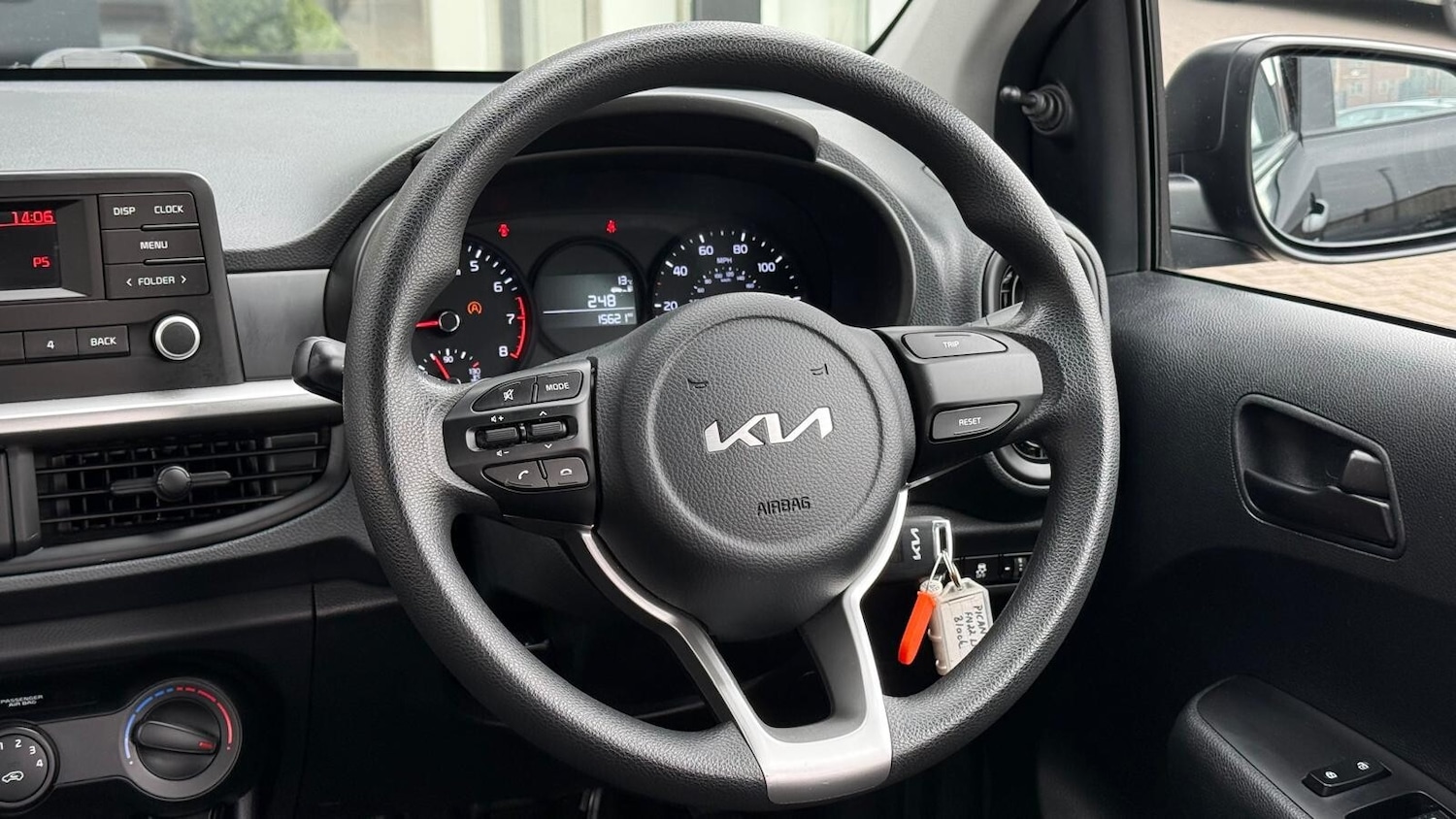 Used Kia Picanto 2022 for sale - 76311973: Photo 17