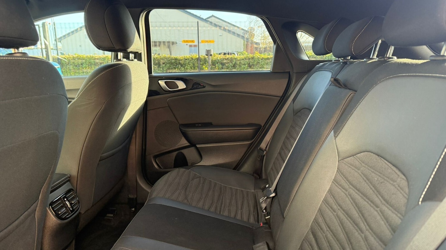 Used Kia Ceed 2025 for sale - 76696319: Photo 25