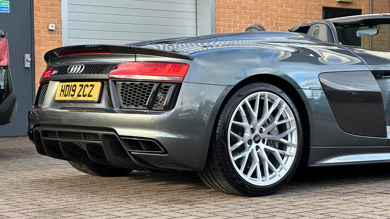 Used Audi R8 2019 for sale - 75997046: Photo 37