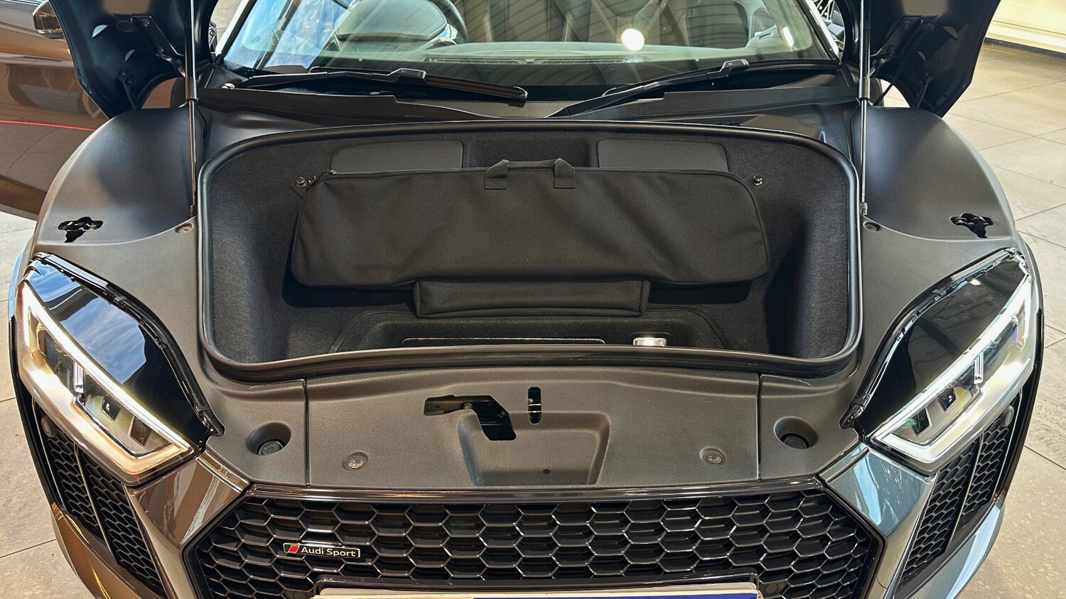 Used Audi R8 2019 for sale - 75997046: Photo 69