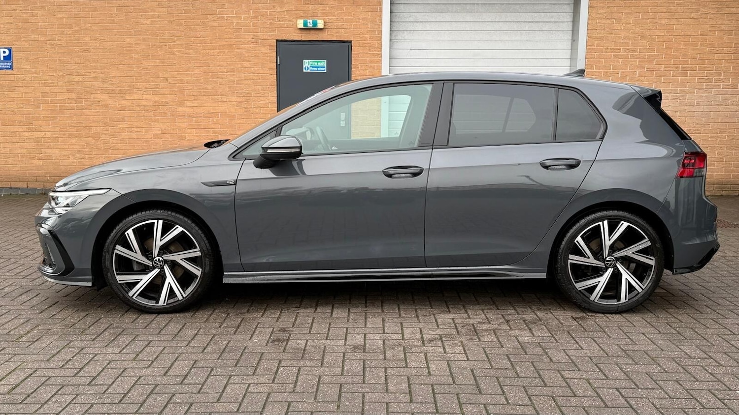 Used Volkswagen Golf 2022 for sale - 76921906: Photo 5