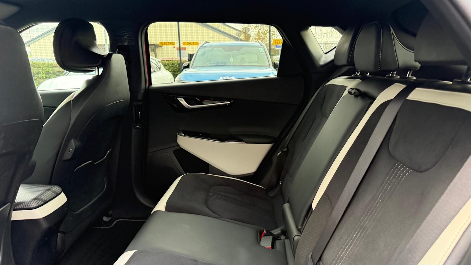 Used Kia EV6 2022 for sale - 76568087: Photo 22